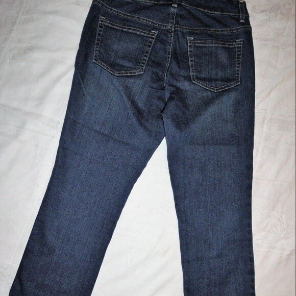 Bandolino Jeans Capris Sz 6 - Picture 2 of 6